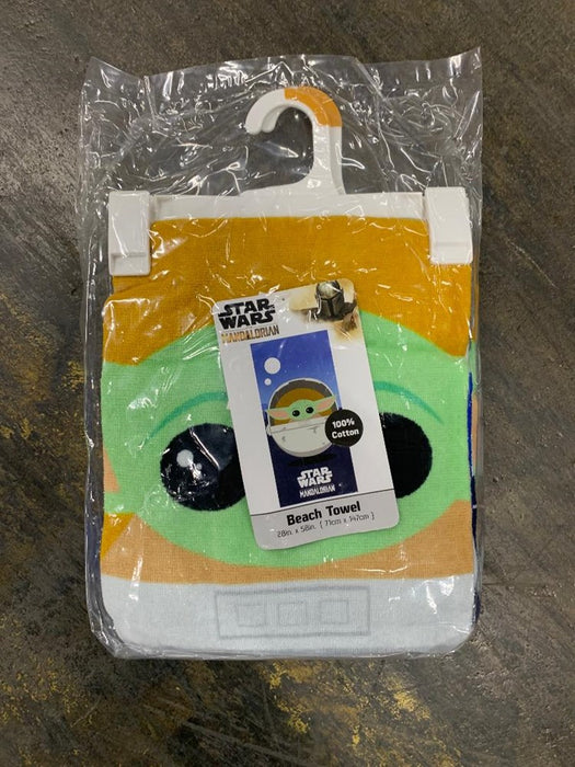 Star Wars: The Mandalorian Beach Towel Green/Blue
