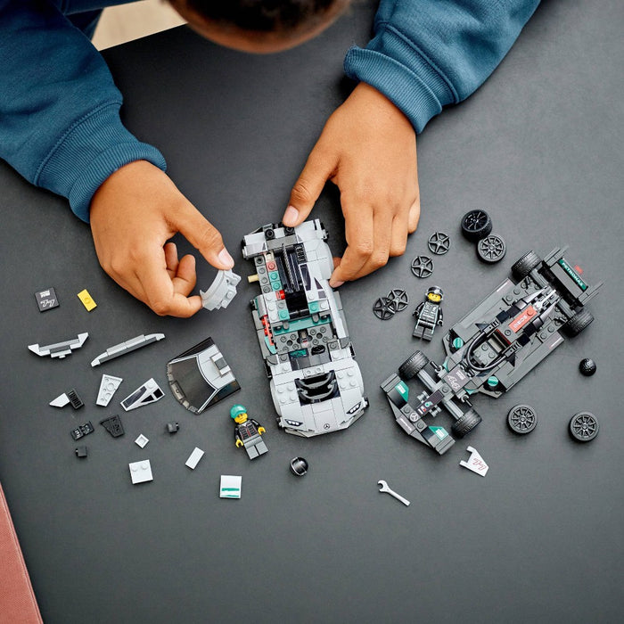LEGO Mercedes-AMG F1 W12 E Performance & Mercedes-AMG Project One 76909