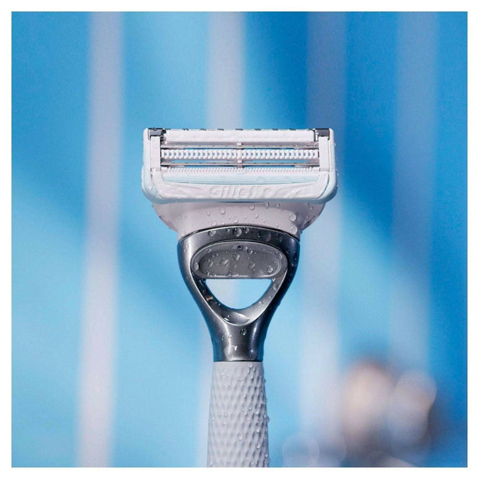 Venus for Pubic Hair & Skin Women's Razor + 2 Razor Blade Refills