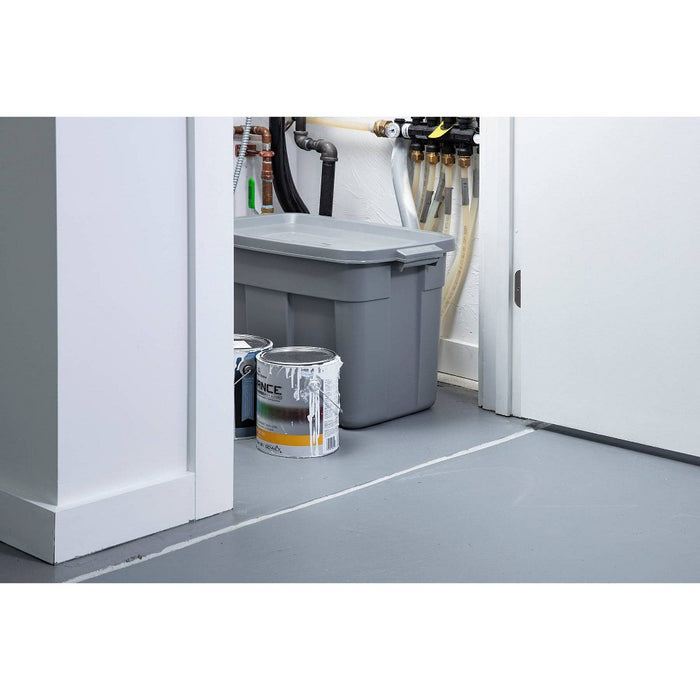 Rubbermaid 18gal Roughneck Storage Tote Gray
