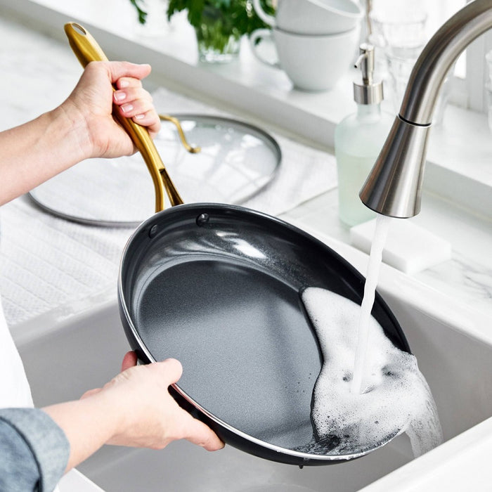 GreenPan Studio 12" Covered Frypan - Black