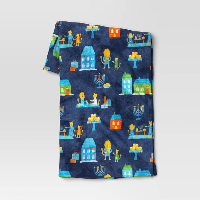 Hanukkah Printed Plush Throw Blanket Blue - Wondershop