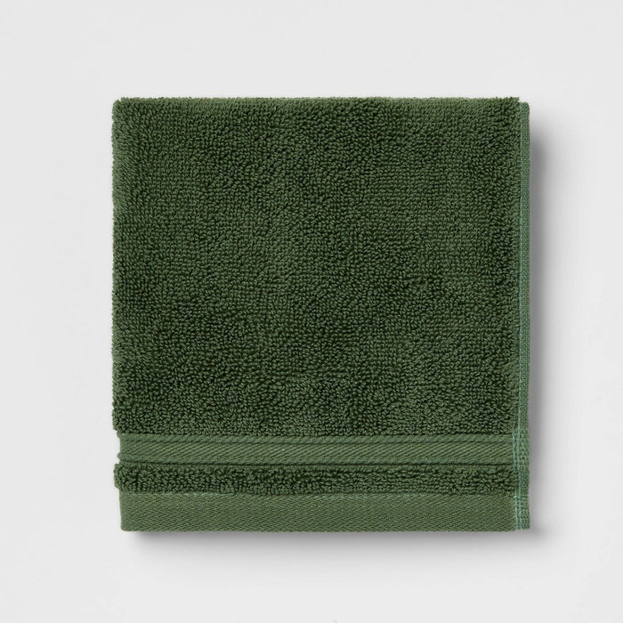 Performance Washcloth Dark Green - Threshold