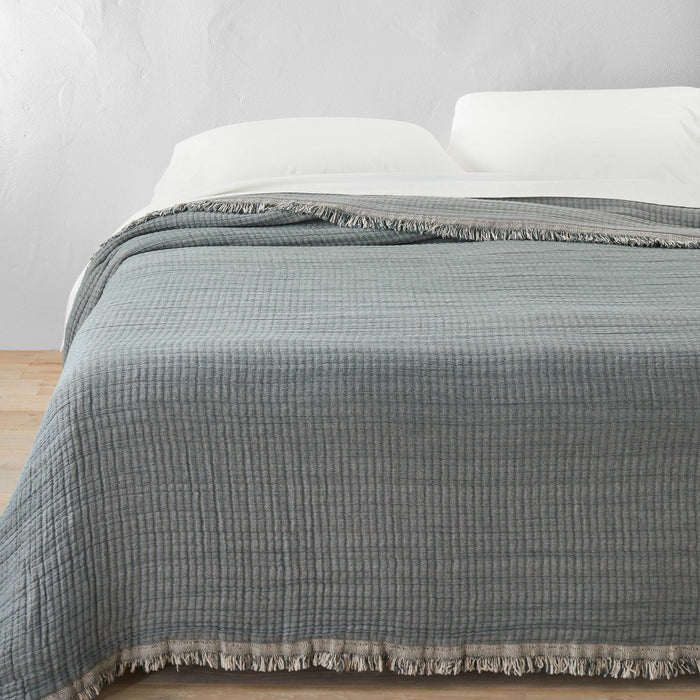 King Reversible Textured Cotton Chambray Coverlet Dark Teal Blue - Casaluna