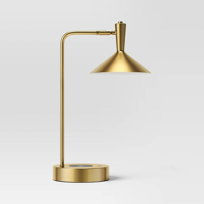 LED Wireless Charging Task Lamp with USB Brass (Includes LED Light Bulb) - Threshold
