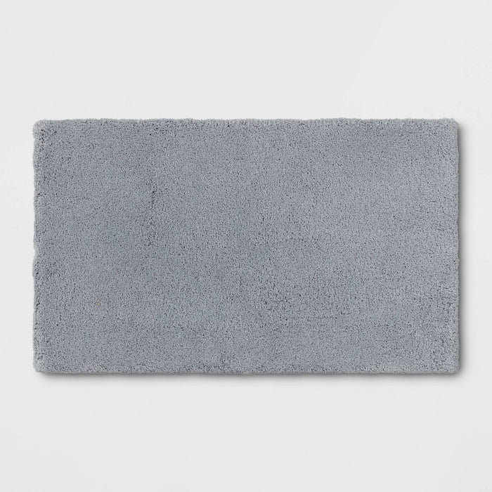 24"x40" Bath Rug Light Gray - Threshold Signature