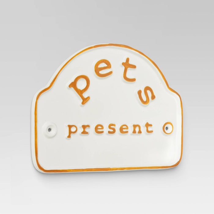 Cast Metal Garden Sign "Pets Present" - Threshold