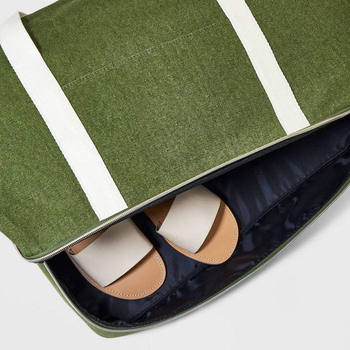 Easy Go Weekender Bag - Universal Thread Green