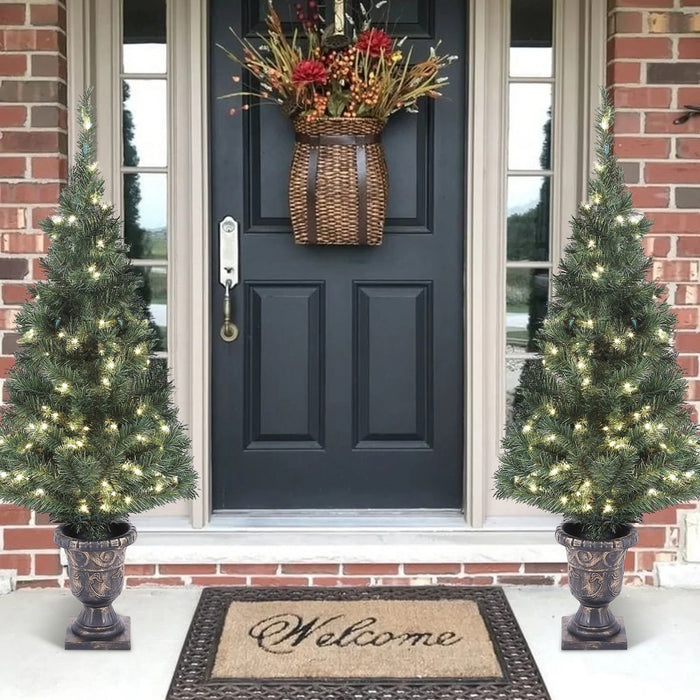 LuxenHome Set of 2 3.9' Pre-Lit LED Artificial Pine Christmas Tree with Urn Pot Green