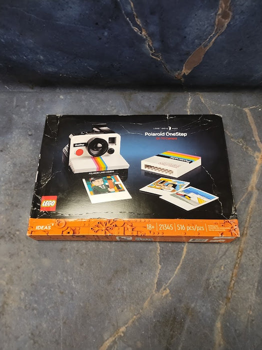 LEGO Ideas Polaroid OneStep SX-70 Camera Model 21345 SEE DETAILS