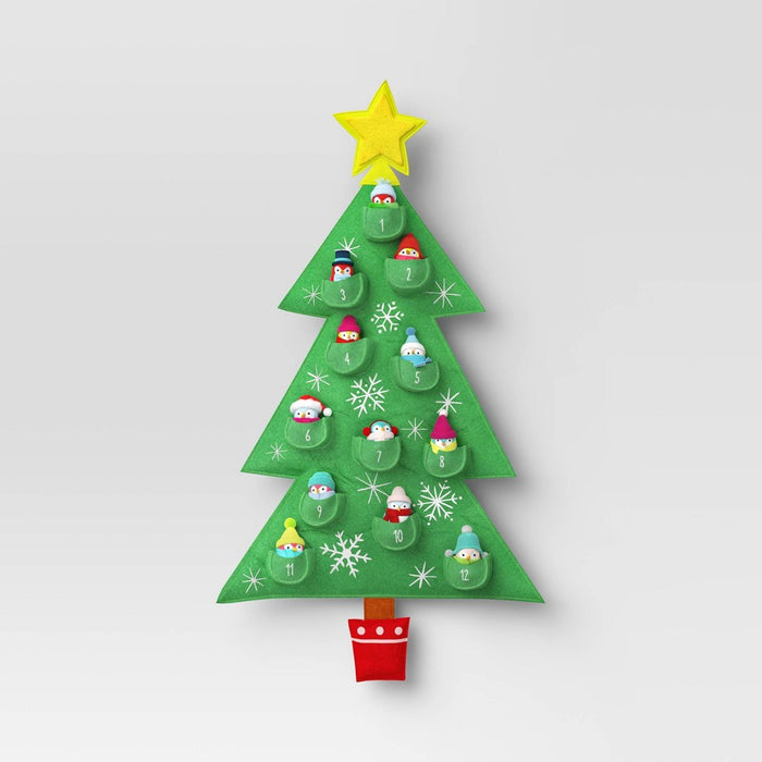 31" Featherly Friends Christmas Tree Hanging Fabric Countdown Calendar Green - Wondershop: Wall Decor, Polyester