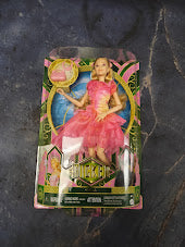 Universal Pictures Wicked Glinda Fashion Doll Removable Fashions SEE DETAILS