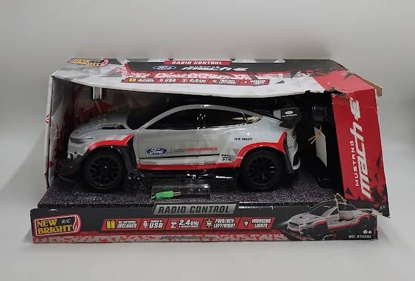 New Bright RC Ford Mustang Mach E - 1:10 Scale SEE DETAILS