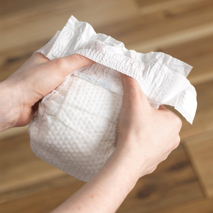 Huggies Little Snugglers Diapers Giant Pack - Size Newborn (128ct)