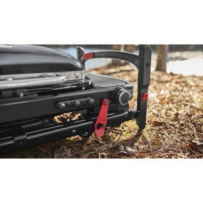 Weber 11000 btu Traveler Compact Portable Grill Model #1500460 Black (LOCAL PICKUP ONLY)
