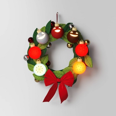 15" Animated Decorative Christmas Wreath - Wondershop