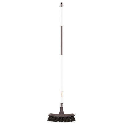 Fiskars Lightweight Outdoor Broom Metal (LOCAL PICKUP ONLY)