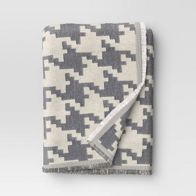 50''x60'' Oversized Chenille Woven Houndstooth Throw Blanket Gray/Neutral - Threshold (LOCAL PICKUP ONLY)