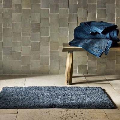 21"x34" Organic Melange Reversible Bath Rug Dark Mineral Blue - Casaluna