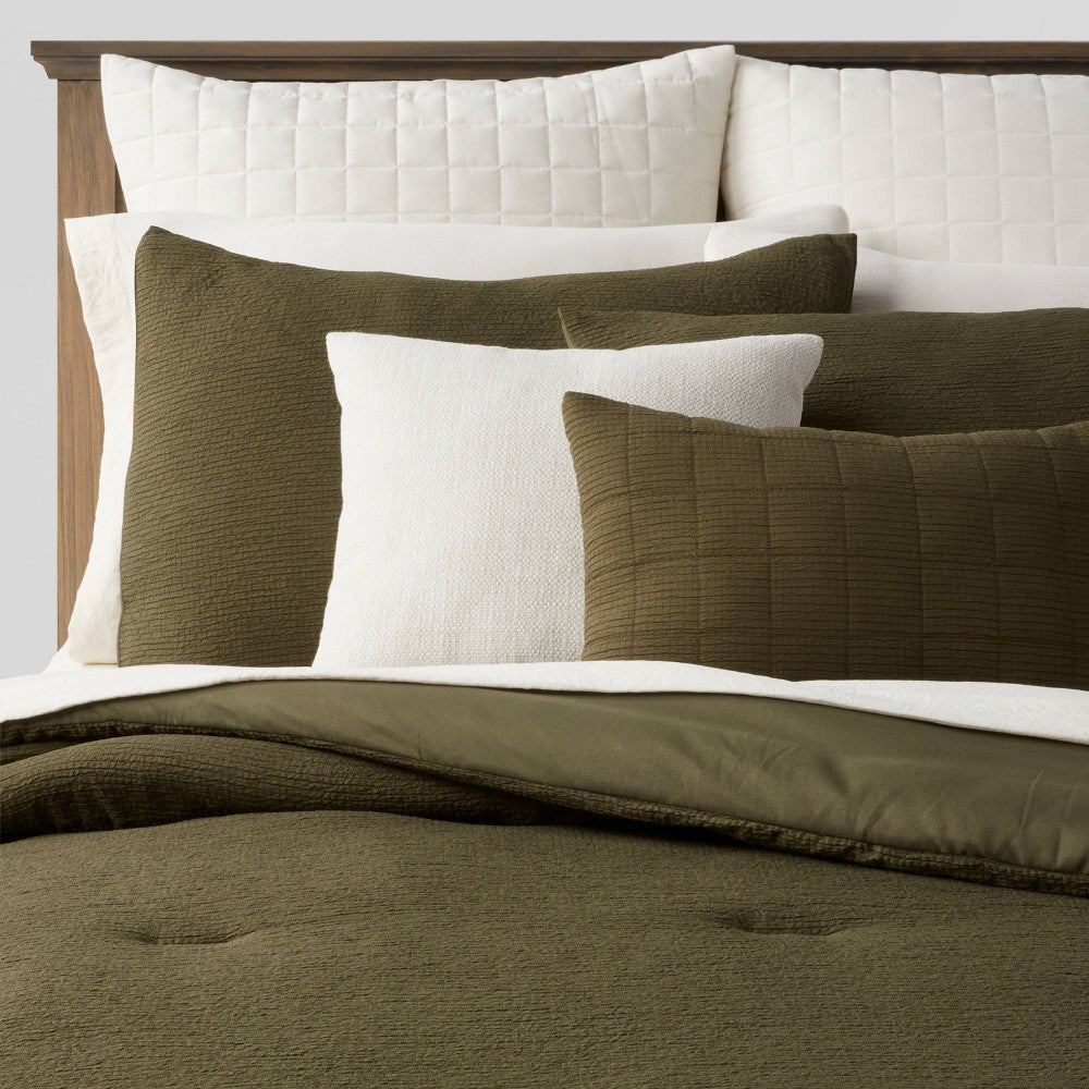 Linens & Bedding