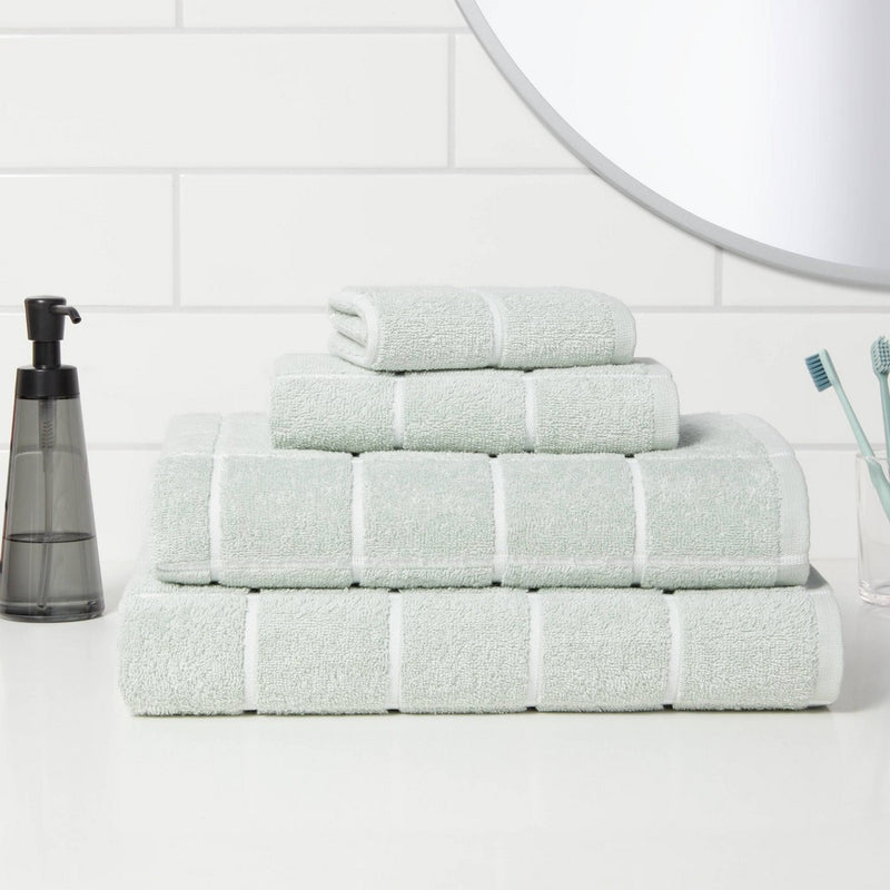 Everyday Grid Bath Towel Mint - Room Essentials