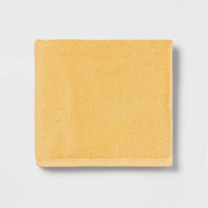 Everyday Bath Towel Yellow - Room Essentials
