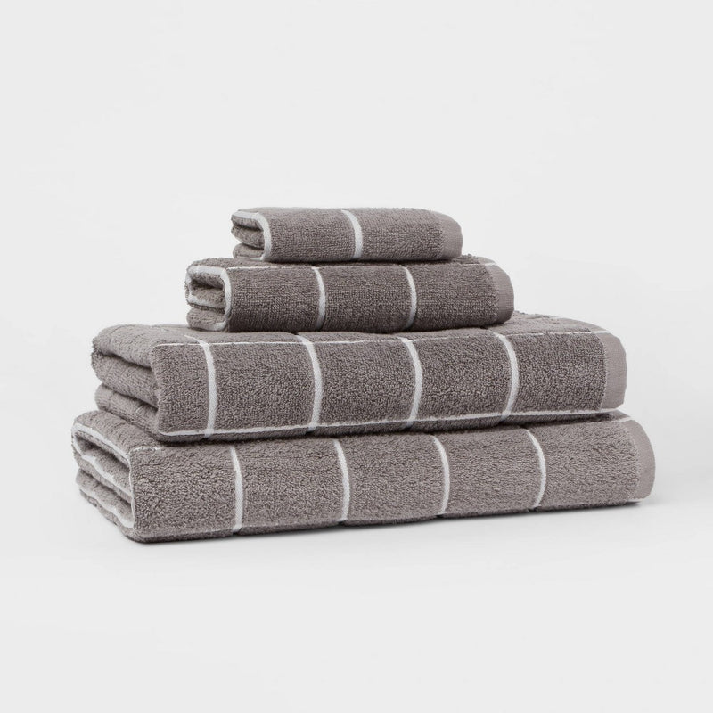 Everyday Grid Bath Towel Dark Gray - Room Essentials™