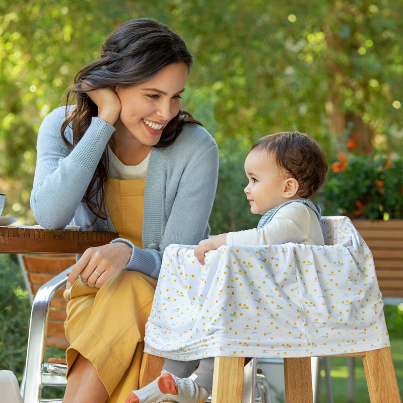Munchkin Milkmakers Antimicrobial 5-in-1 Nursing Cover
