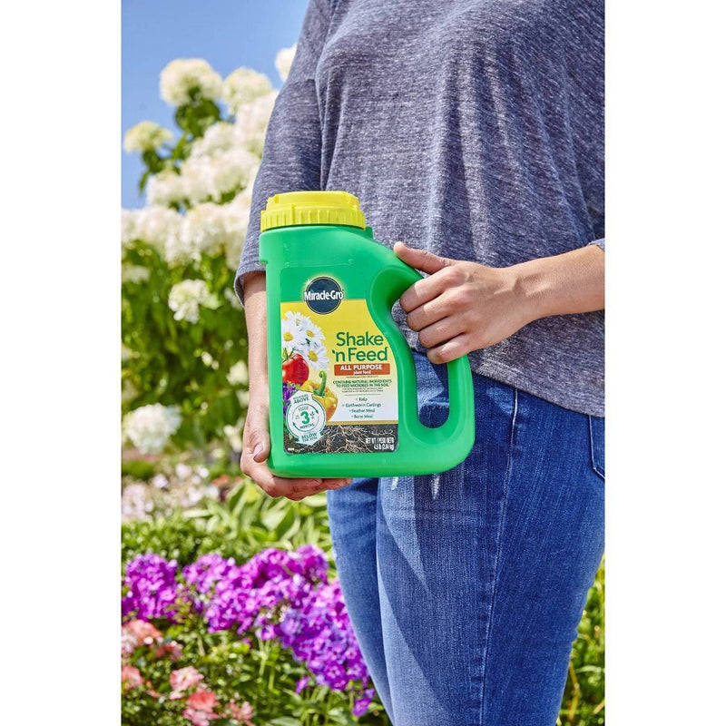 Miracle-Gro Shake 'N Feed All Purpose Continuous Release Plant Food 4.5lb