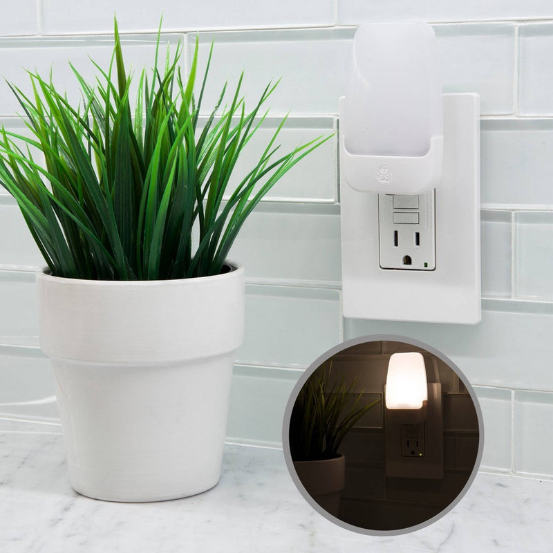 General Electric 2pk Automatic LED Night Light