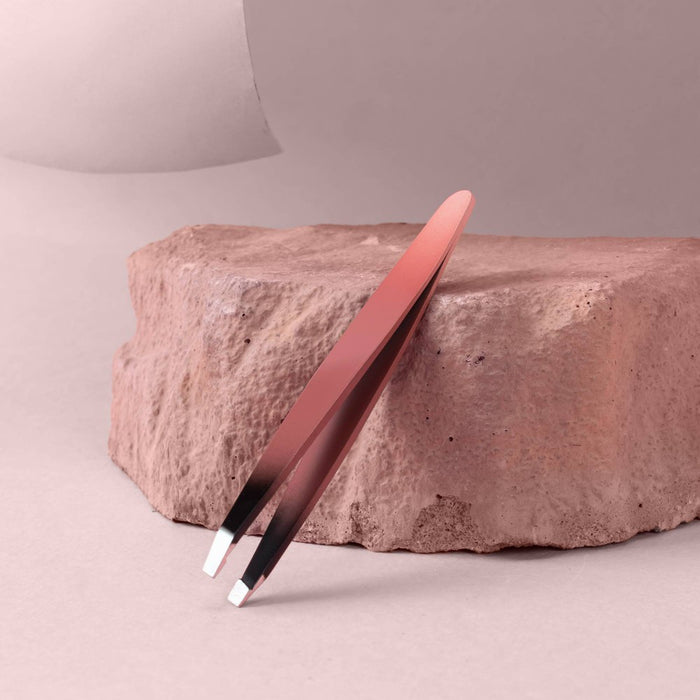 Japonesque Slant Tweezer Limited Edition