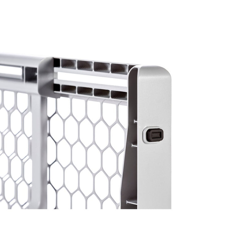 Regalo Plastic Expandable Safety Gate (LOCAL PICKUP ONLY)
