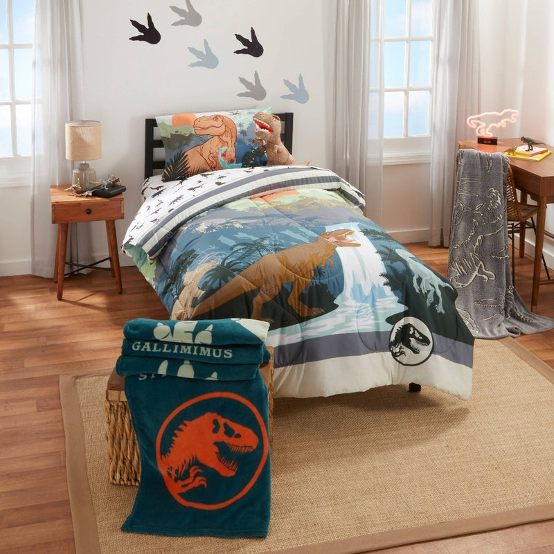 40" x 54" Jurassic World Rug