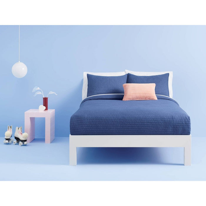 Twin/Twin Extra Long Garment Washed Microfiber Quilt Navy - Room Essentials™