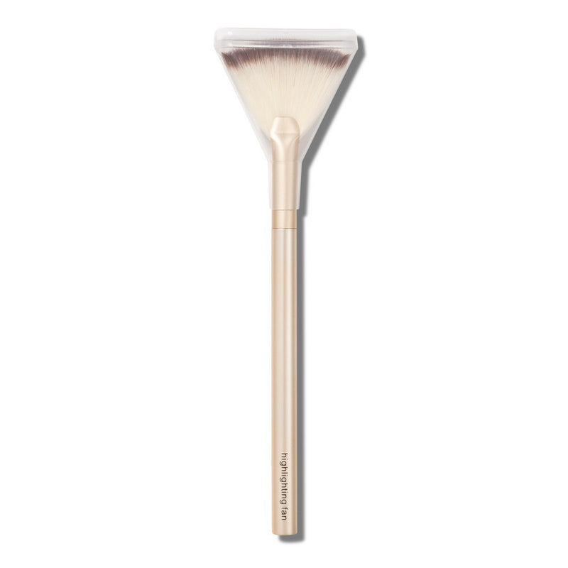 Sonia Kashuk Highlighting Fan Makeup Brush