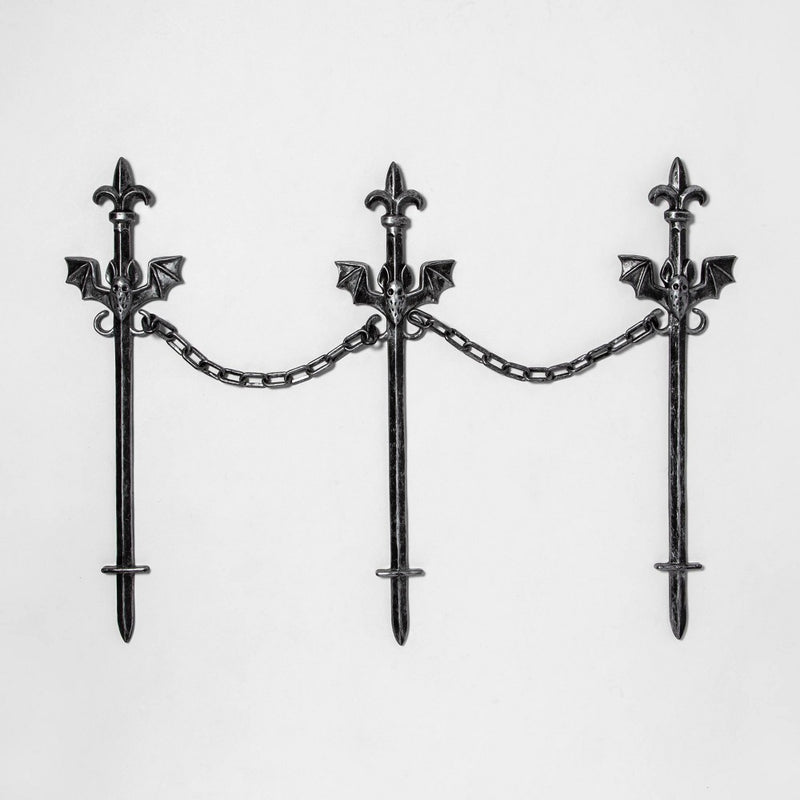 3' Bats Fence with Chains Halloween Decorative Yard Stakes - Hyde & EEK! Boutique™