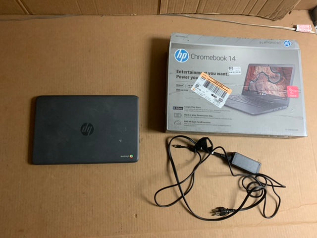 HP 14" Touchscreen Chromebook Laptop  - AMD Processor - 4GB RAM - Gray