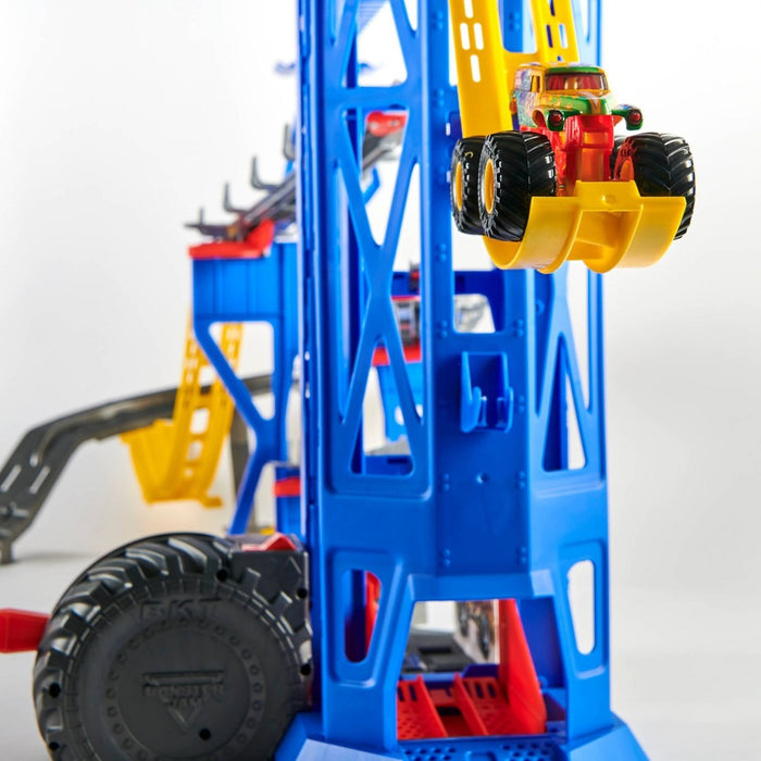 Monster Jam Garage Playset (LOCAL PICKUP ONLY)