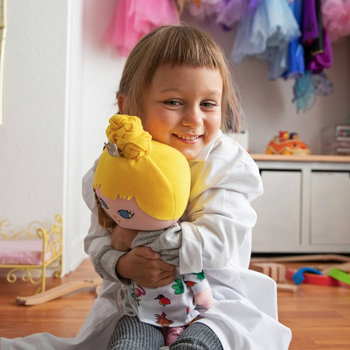 Surprise Powerz 16'' Vera the Vet Educational Talking STEM Doll - Plush