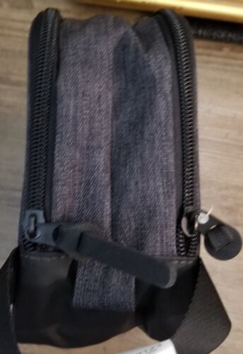 NEW SWISSGEAR dual compartment toiletry bag DOPP KIT Accessories Bag