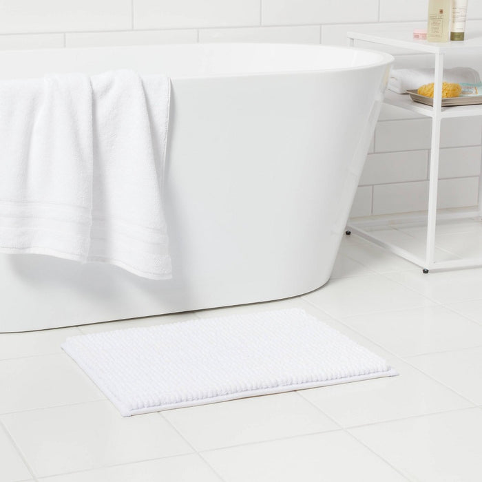 17"x24" Chunky Chenille Memory Foam Bath Rug White - Room Essentials™