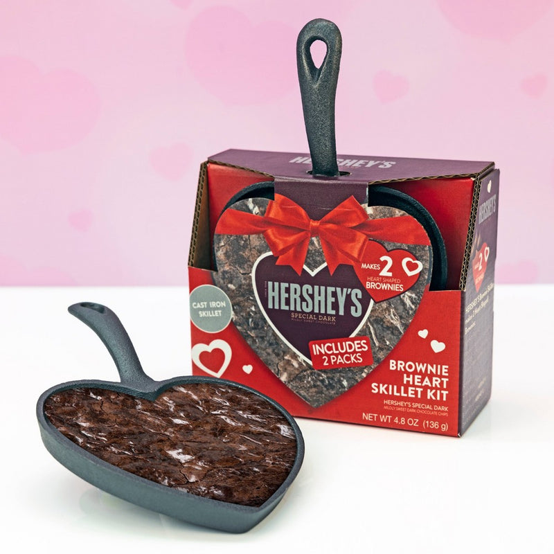 Hershey's Valentine's Special Dark Brownie Heart Skillet Kit  - 4.8oz/2pk