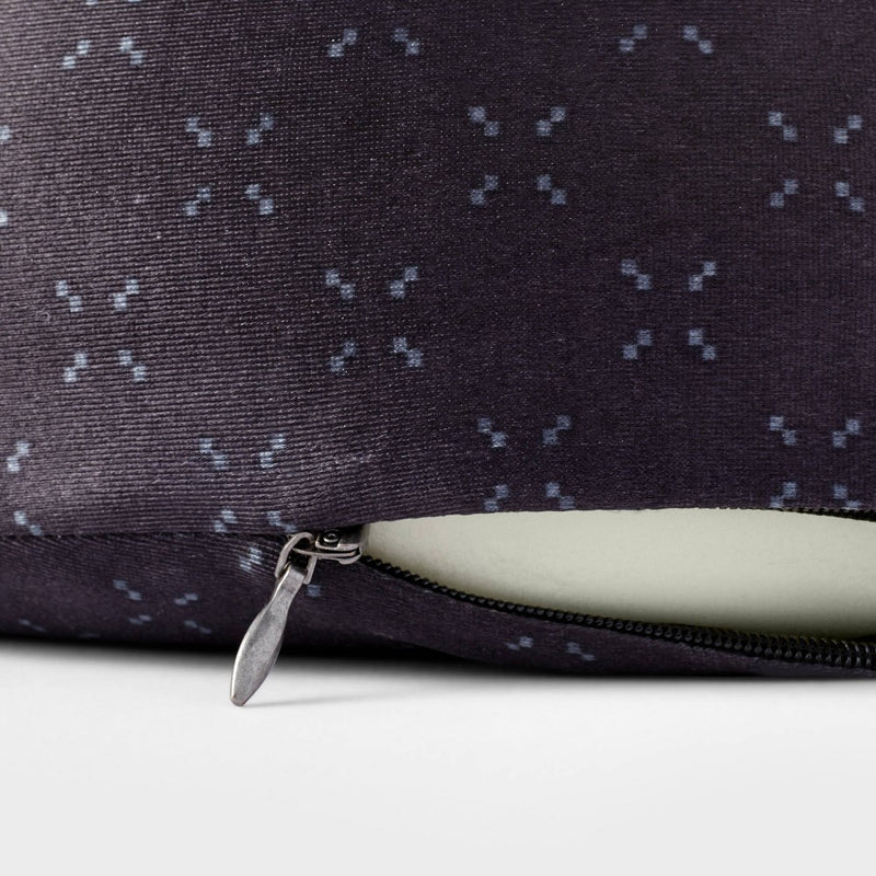 Deluxe Neck Pillow Black - Open Story™