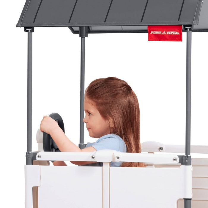 Radio Flyer Play & Fold Away Modern Farm House (LOCAL PICKUP ONLY)
