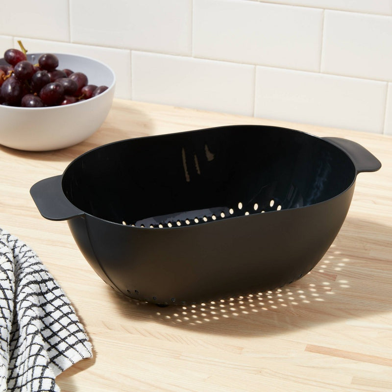 Plastic Colander Black - Room Essentials™