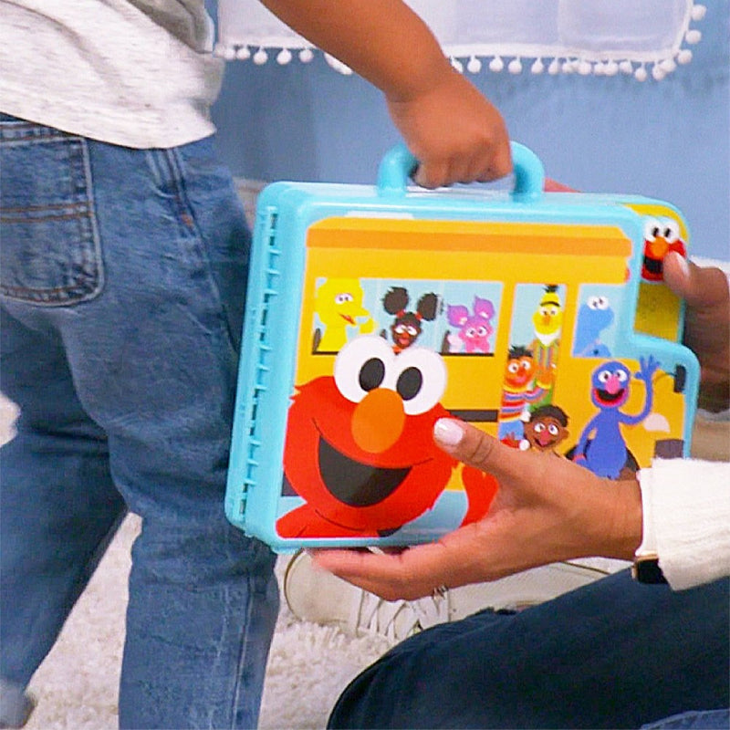Sesame Street Elmo's Learning Letters Bus