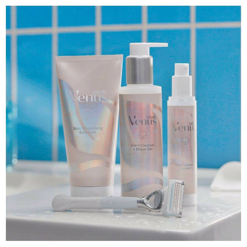 Venus for Pubic Hair & Skin Women's Razor + 2 Razor Blade Refills