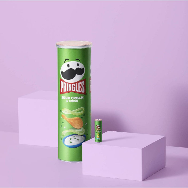 5 Surprise Mini Brands Series 4 Mystery Collectible Capsule