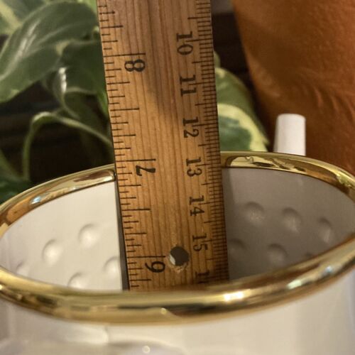 Home Decor Metal White Painted Watering Can Gold Trim 1 Quart(Q