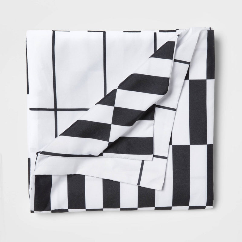 72"x48" Reversible Microfiber Cover for Weighted Blanket Grid/Checkered - Room Essentials™